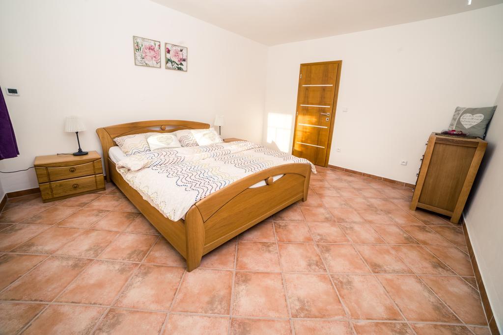 Apartmany U Orecha Bořetice Esterno foto